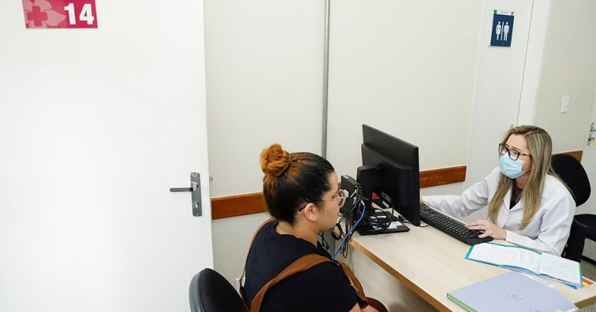 Assistência à saúde feminina disponível na rede pública
