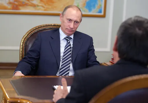 Putin desembarca no Cazaquistão em busca de fortalecer laços com o bloco euroasiático