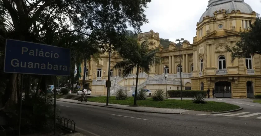 Lula aprova inclusão do Rio de Janeiro em programa de alívio da dívida pública