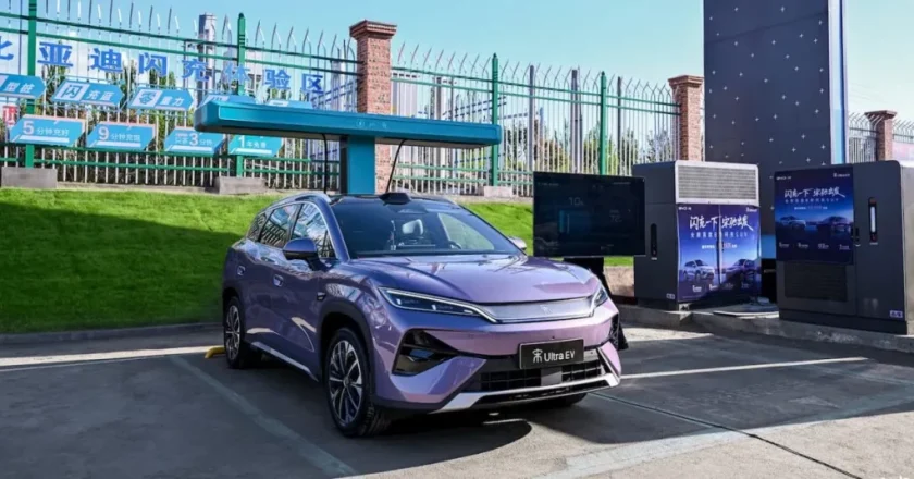 BYD realiza uma jornada de 4.395 km na China para demonstrar a eficácia de sua nova bateria de recarga rápida em apenas 5 minutos