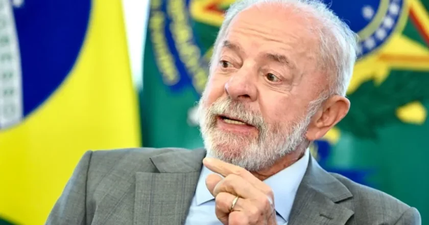 Lula promulga novos decretos para regulamentar gigantes da tecnologia e enfrentar a violência online