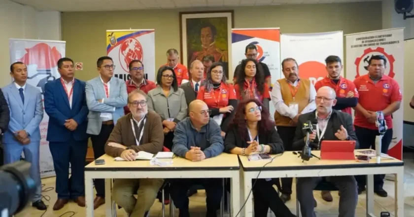 Equador sob escrutínio global devido a abusos nos direitos trabalhistas