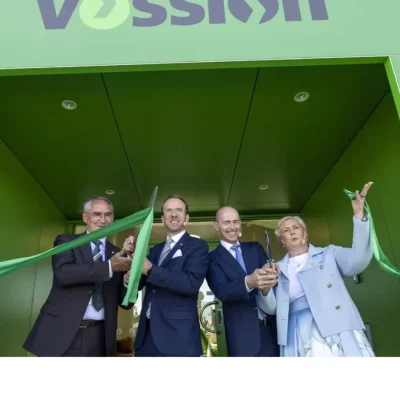 Vossloh marca um século de espera e abre sua primeira fábrica de desvios ferroviários na Suécia