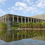 Descubra o Terraço Oculto do Palácio do Itamaraty em Brasília: Um Jardim Secreto à Sua Espera
