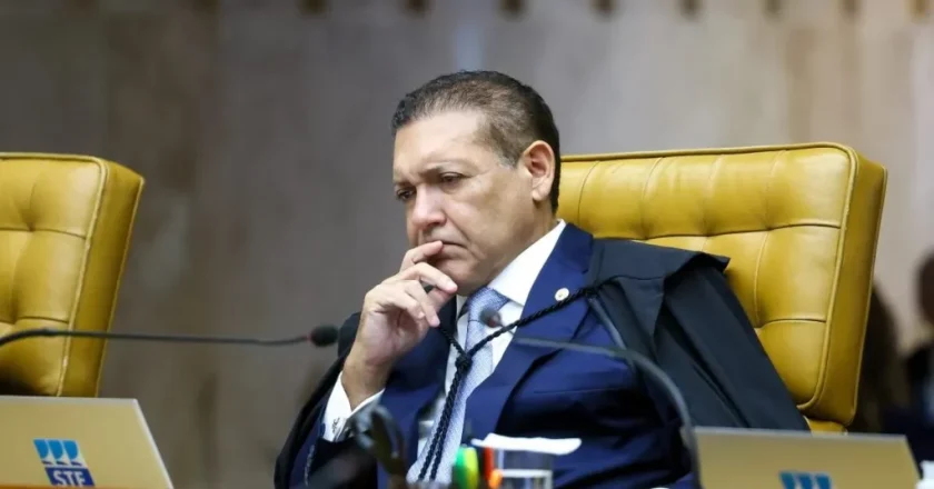 Kassio Nunes Marques é designado pelo STF para investigar queixa-crime de Michelle Bolsonaro contra Janones