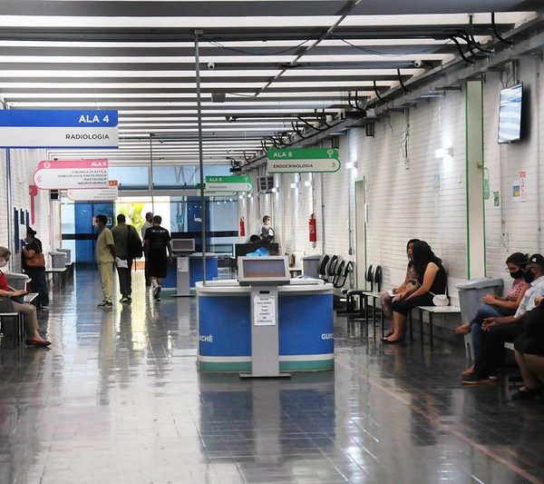 Hospitais do DF lançam edital para seleção de recepcionistas