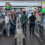 Serviços apresentam expansão de 2% no primeiro semestre de 2026, aponta IBGE