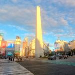 Inter entra na Argentina com conta em dólar em meio à austeridade de Milei