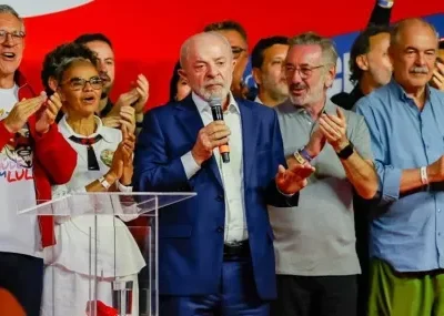 Lula reconhece desorganização na campanha e promete transformações significativas para o segundo turno